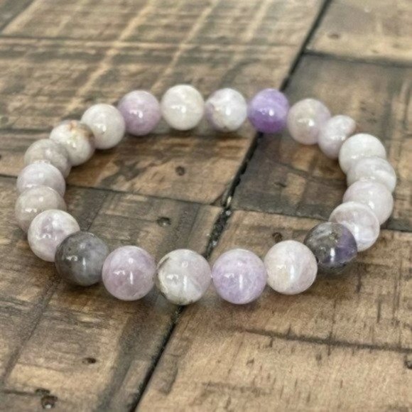 8mm White Lavender Jade Stretch Bracelet - Picture 2 of 3